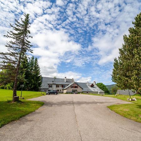 Auberge Des Montauds - Hotel & Restaurant Villard-de-Lans Eksteriør bilde
