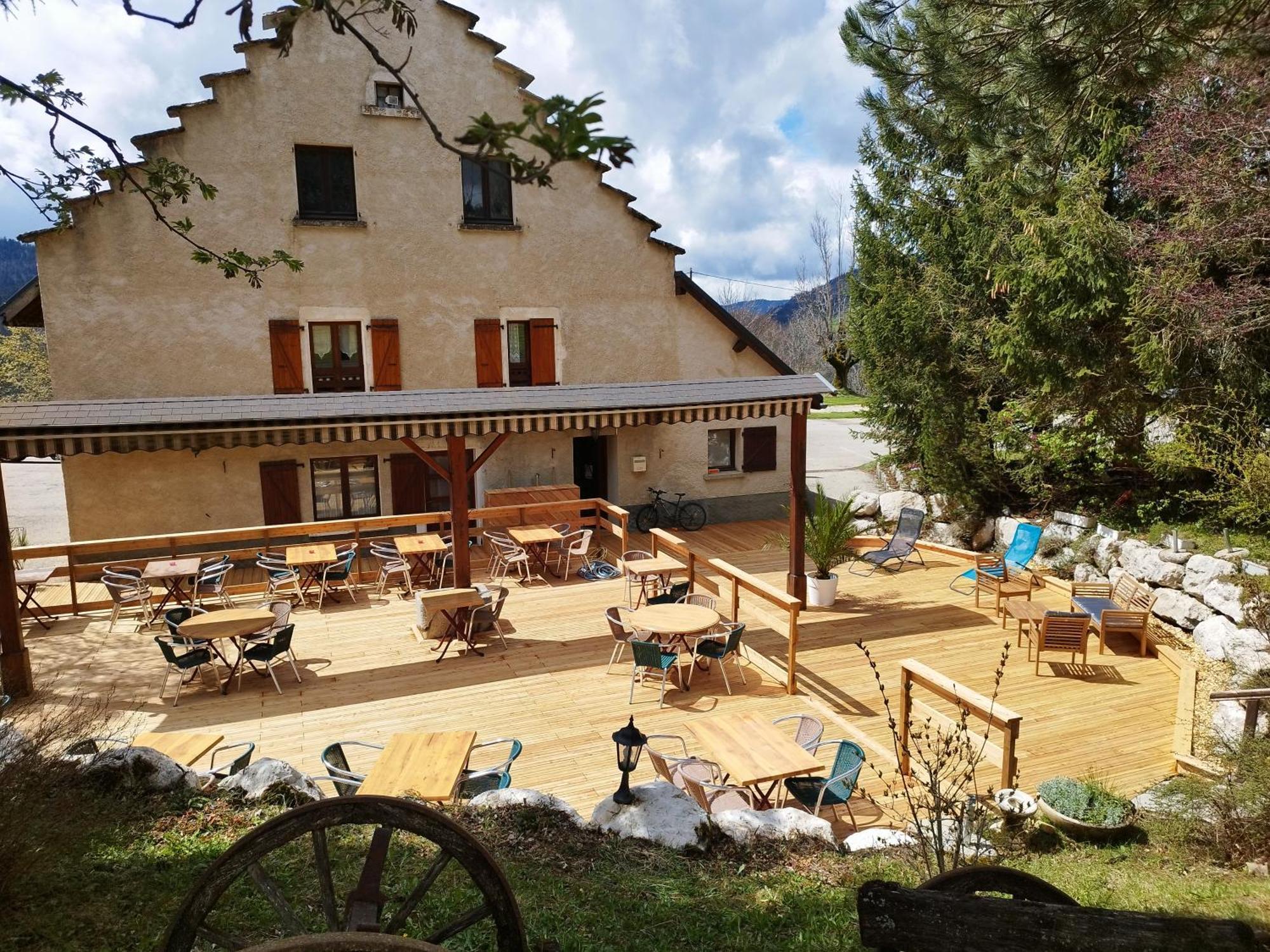 Auberge Des Montauds - Hotel & Restaurant Villard-de-Lans Eksteriør bilde