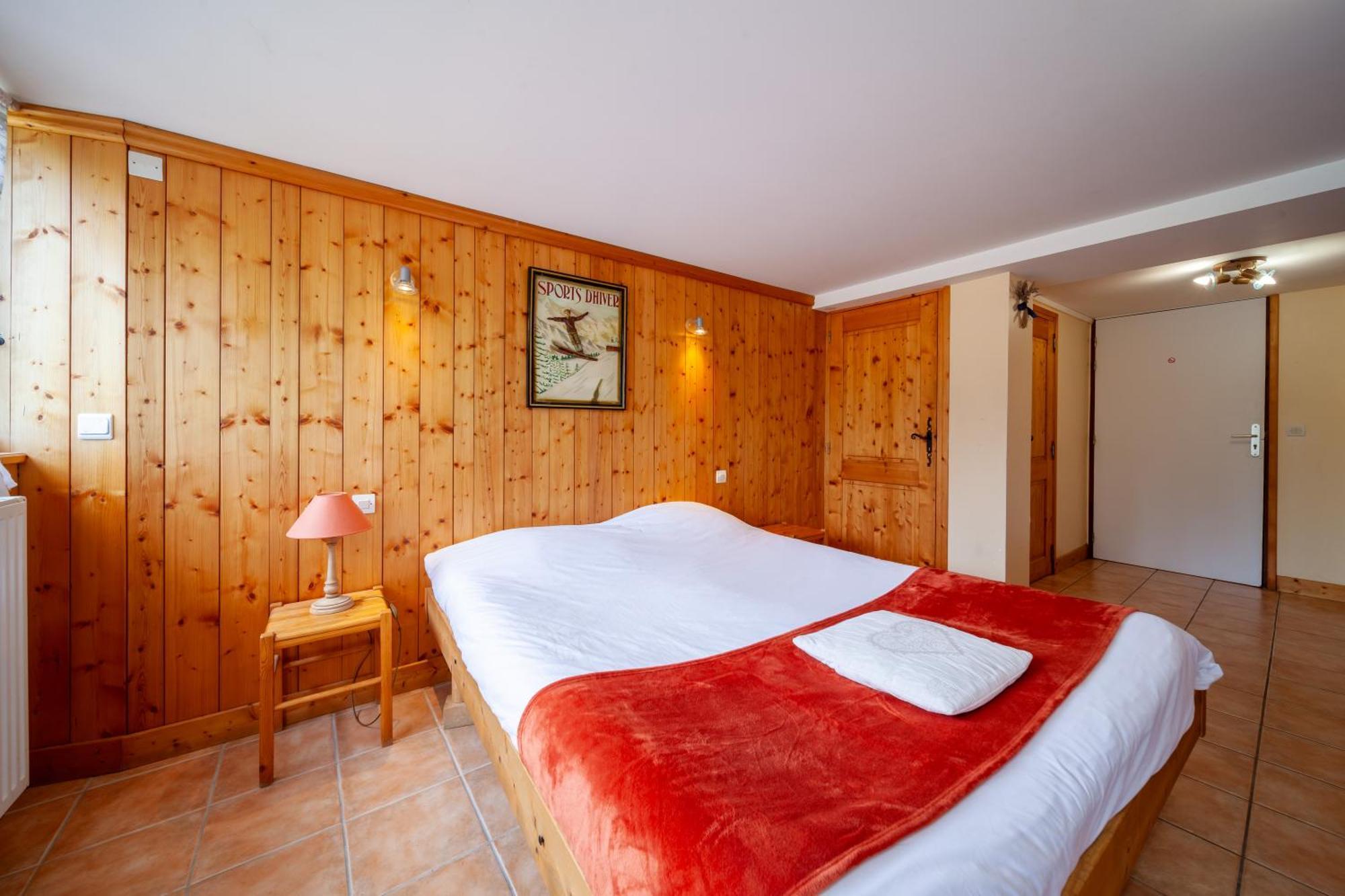 Auberge Des Montauds - Hotel & Restaurant Villard-de-Lans Rom bilde