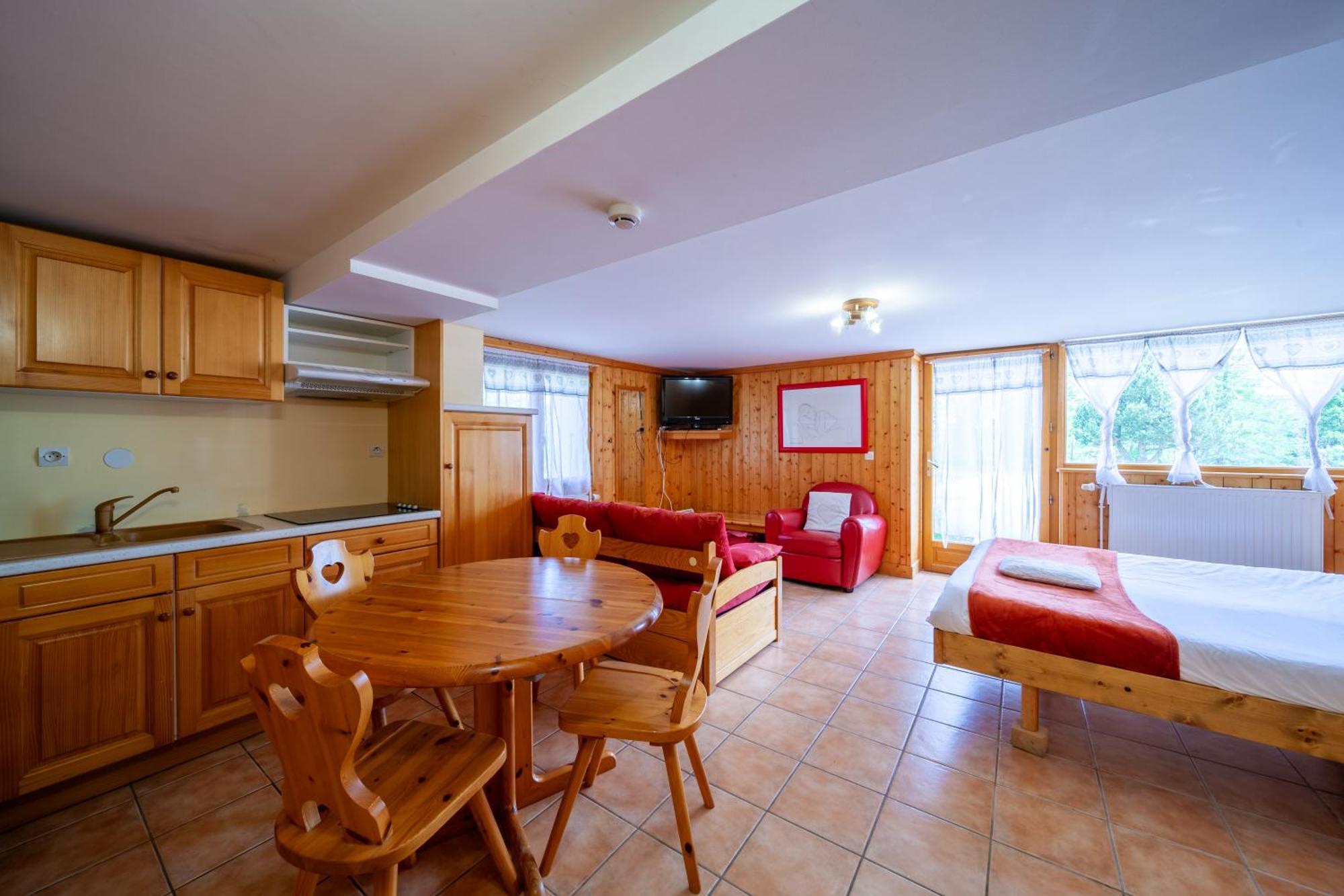 Auberge Des Montauds - Hotel & Restaurant Villard-de-Lans Rom bilde