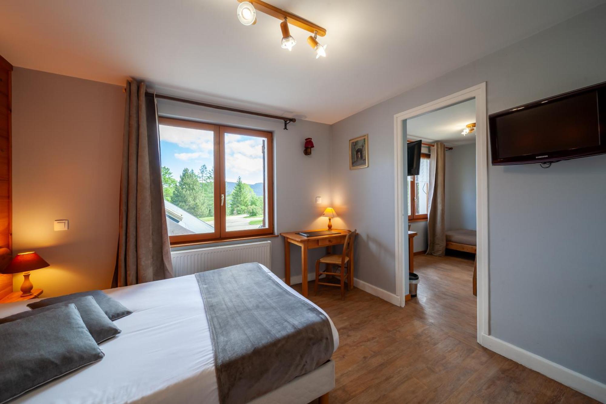 Auberge Des Montauds - Hotel & Restaurant Villard-de-Lans Rom bilde