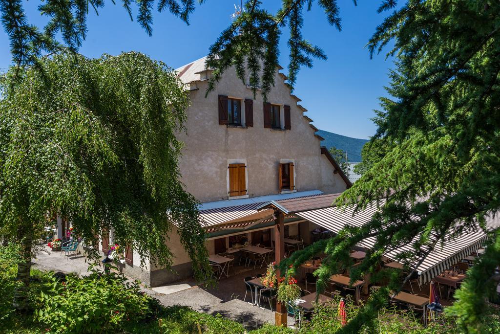 Auberge Des Montauds - Hotel & Restaurant Villard-de-Lans Eksteriør bilde
