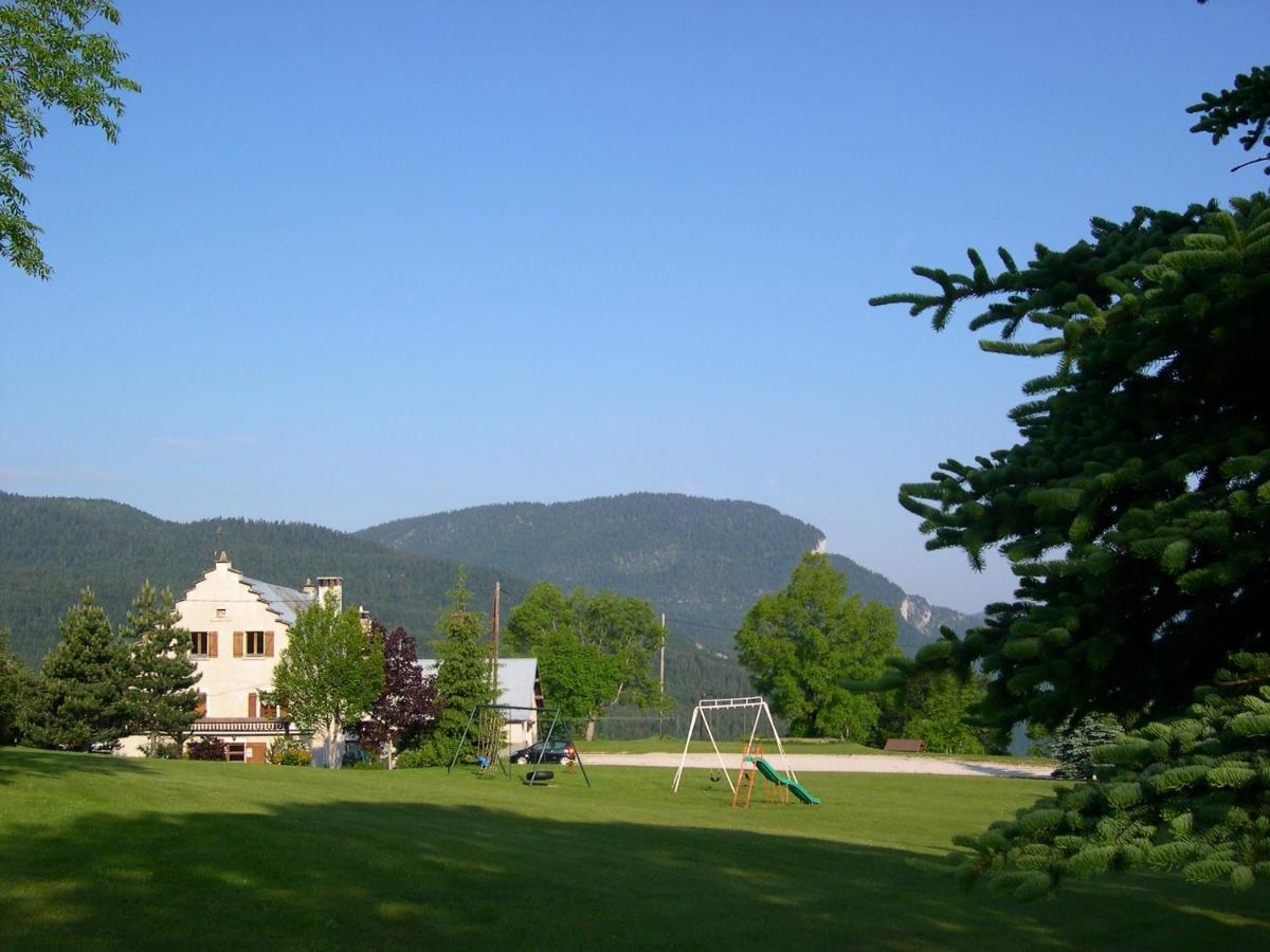 Auberge Des Montauds - Hotel & Restaurant Villard-de-Lans Eksteriør bilde